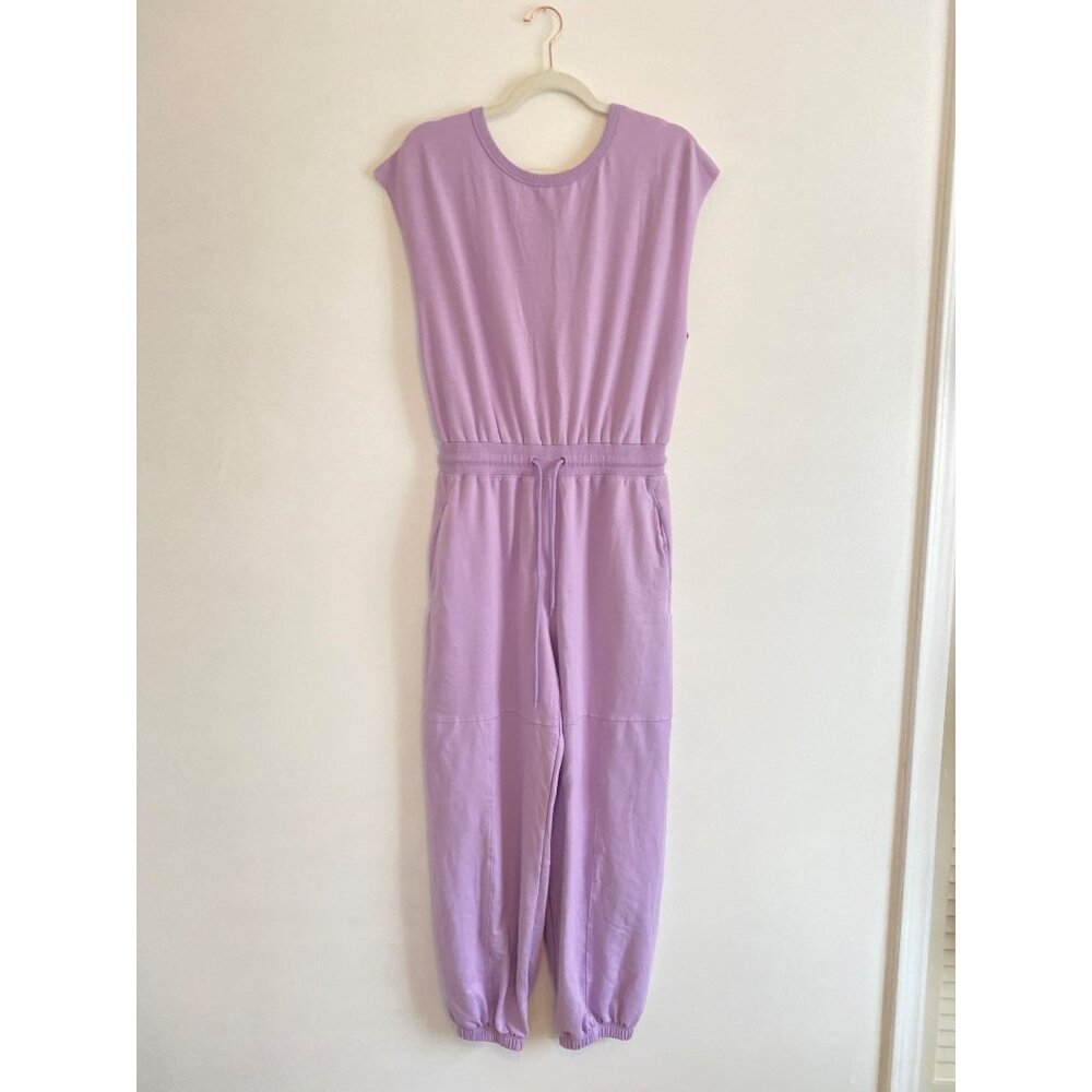 Sleeveless Jogger Style Lavender Jumpsuit With Keyhole Size S